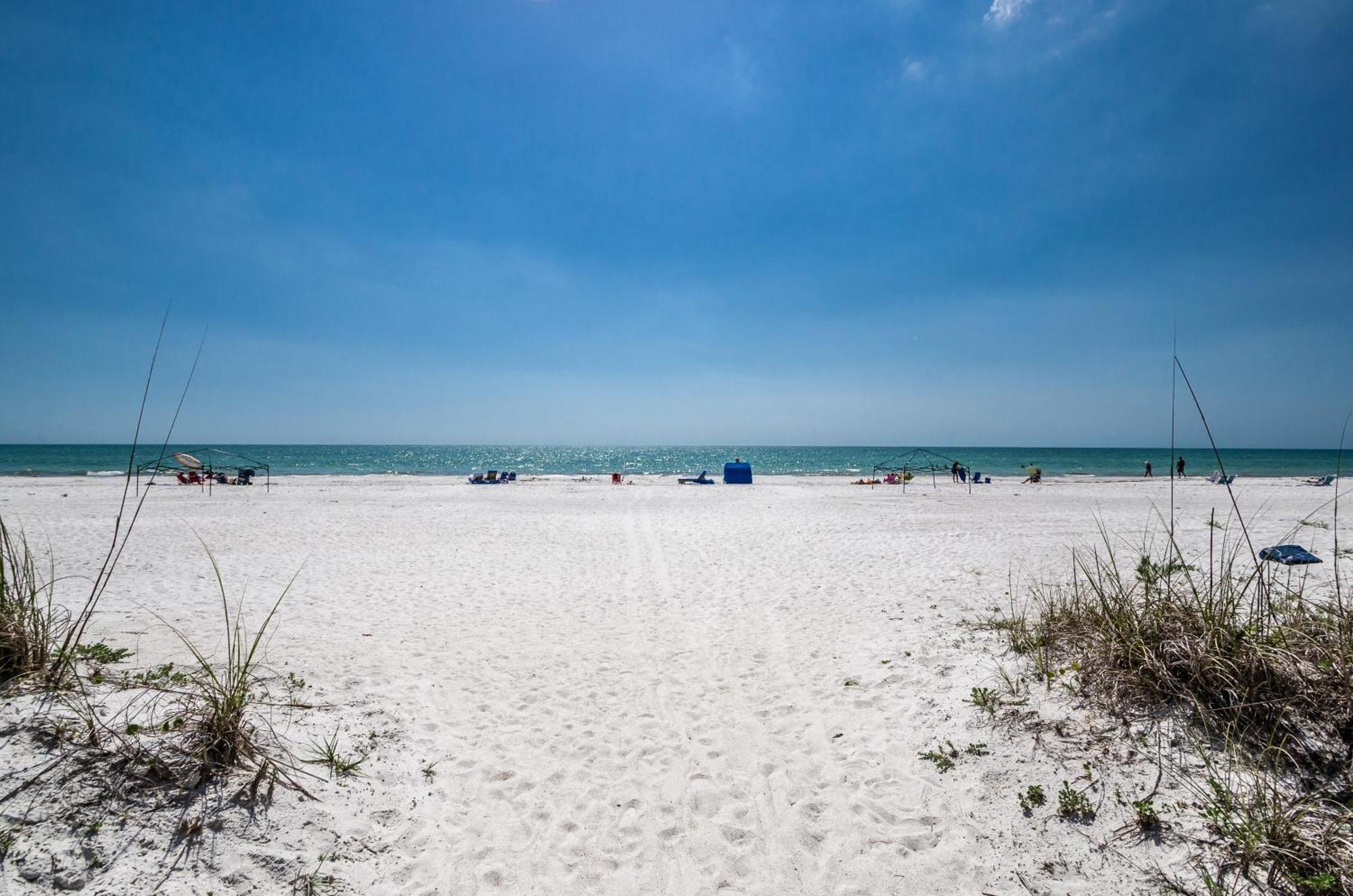 Aparthotel The Rose Clearwater Beach Exterior foto